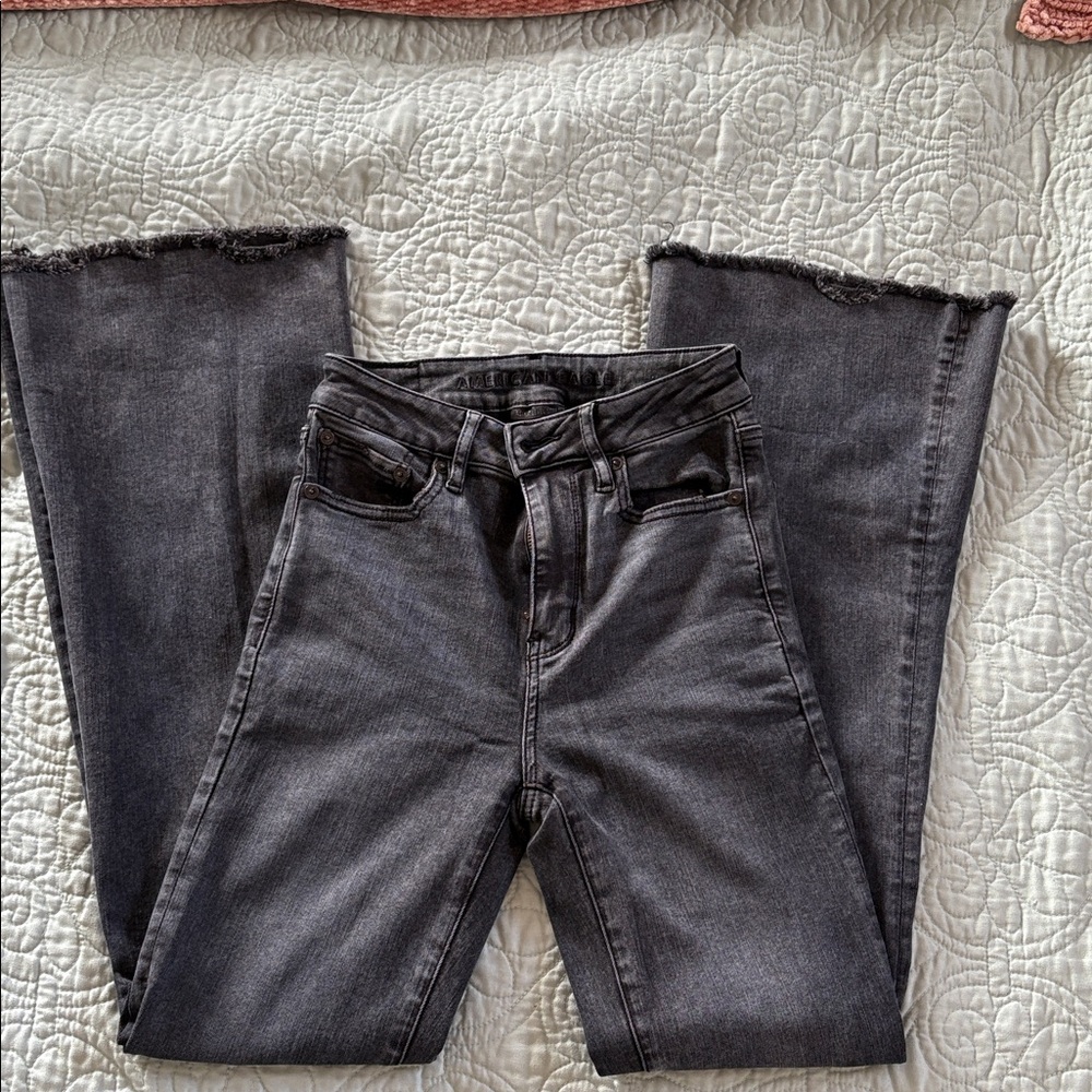 AE Super Hi-Rise Flare Black-Wash Jeans